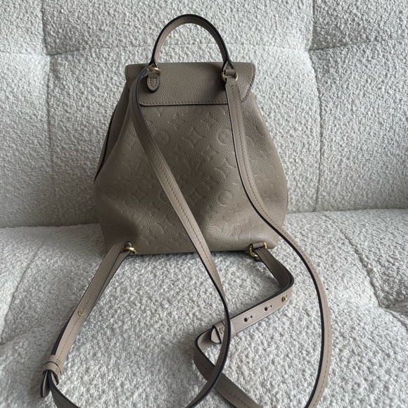 AUTHENTIC LOUIS VUITTON EMPREINTE
MONTSOROUS PM - Picture 10 of 16